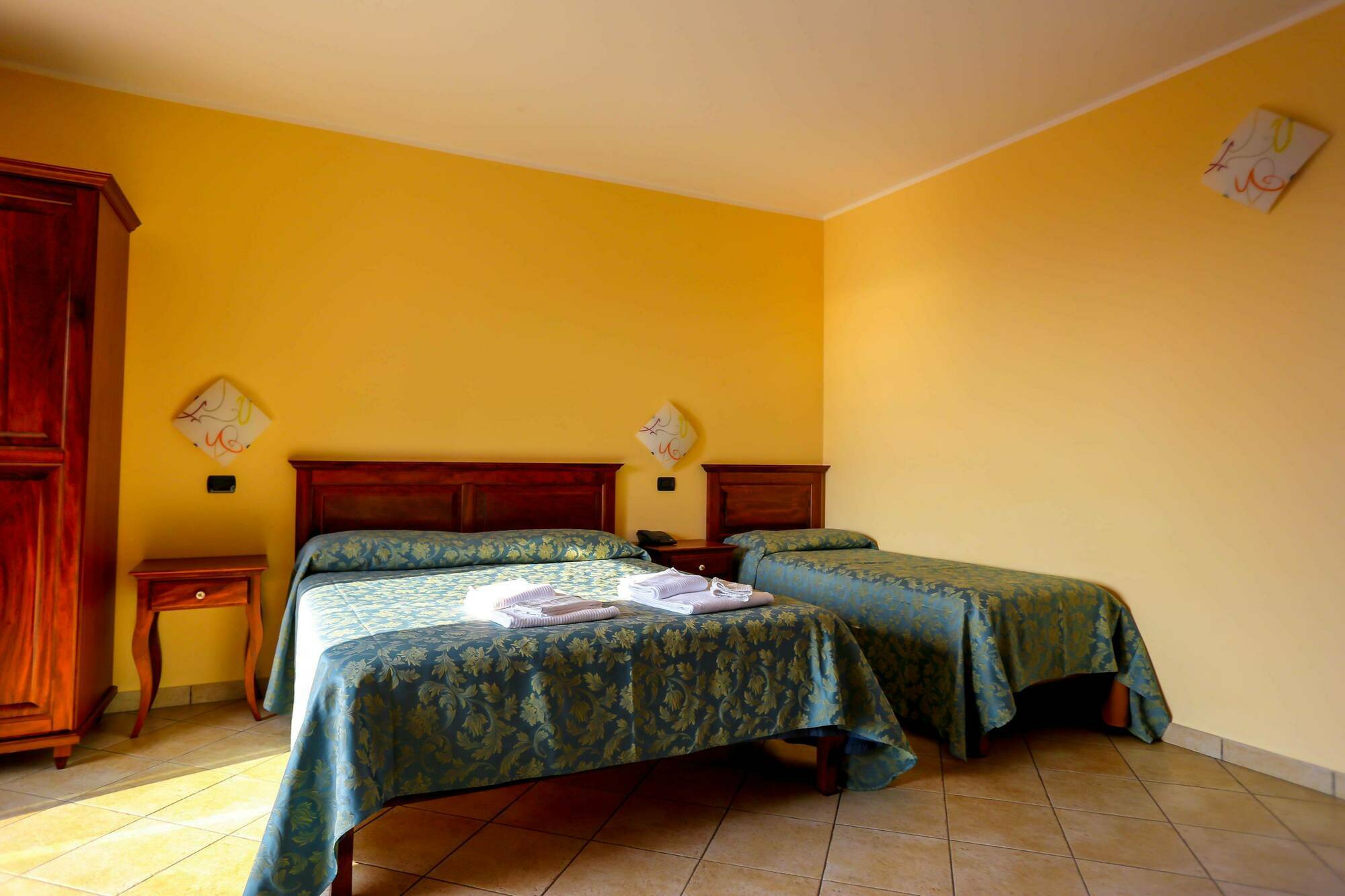 Villaggio Hotel Lido San Giuseppe Briatico Exterior photo